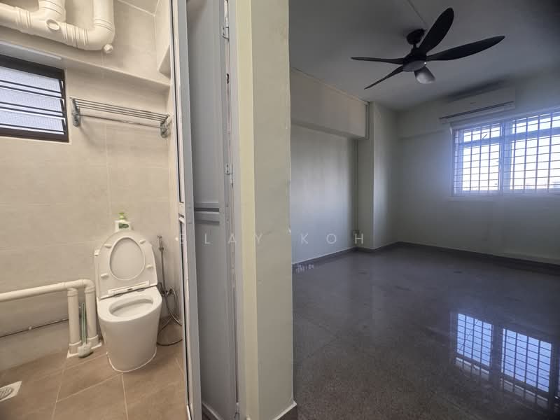 4 Joo Chiat Road, 4 Joo Chiat Road, 2 Bedrooms, 968 sqft, HDB Flat For Rent, by Blay Koh, 500155013 - Bathroom - PropertyGuru.com.sg