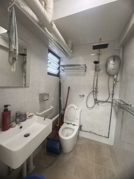 4 Joo Chiat Road, 4 Joo Chiat Road, 2 Bedrooms, 968 sqft, HDB Flat For Rent, by Blay Koh, 500155013 - Bathroom - PropertyGuru.com.sg