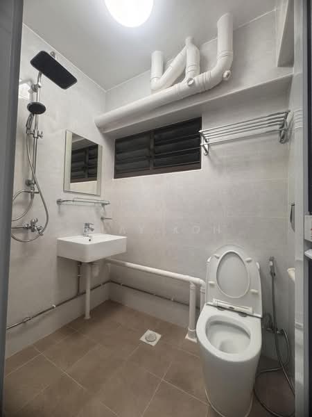 4 Joo Chiat Road, 4 Joo Chiat Road, 2 Bedrooms, 968 sqft, HDB Flat For Rent, by Blay Koh, 500155013 - Bathroom - PropertyGuru.com.sg