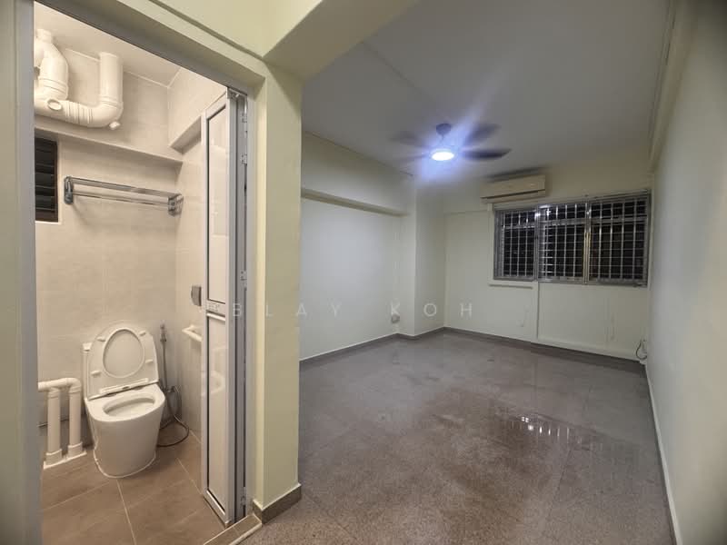 4 Joo Chiat Road, 4 Joo Chiat Road, 2 Bedrooms, 968 sqft, HDB Flat For Rent, by Blay Koh, 500155013 - Bathroom - PropertyGuru.com.sg