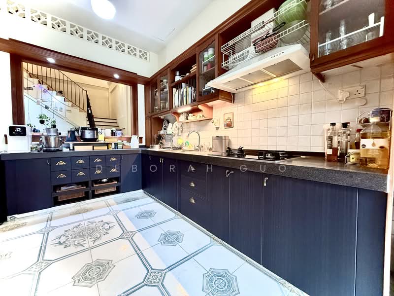 Beautiful Conservation House Along Onan Road, , 3 Bedrooms, 2,800 sqft, Conservation House For Rent, by Deborah Guo, 500155016 - Kitchen - PropertyGuru.com.sg