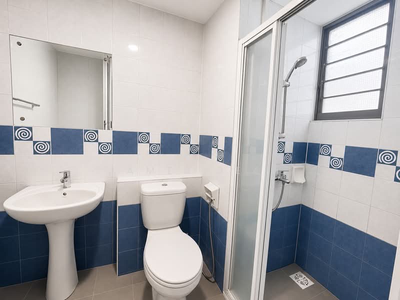 678C Jurong West Street 64, 678C Jurong West Street 64, 3 Bedrooms, 1,184 sqft, HDB Flat For Rent, by James Seah, 500155019 - Bathroom - PropertyGuru.com.sg