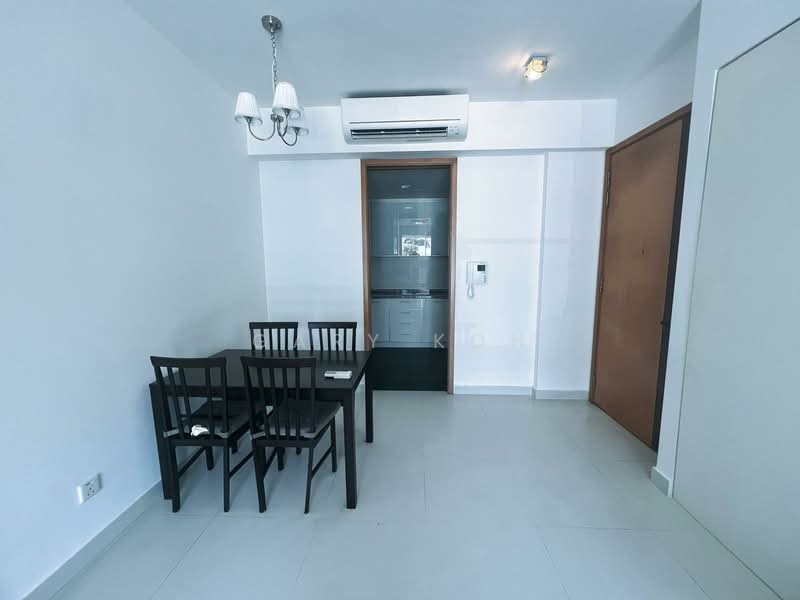 Visioncrest, 37 Oxley Rise, 2 Bedrooms, 904 sqft, Condominium For Rent, by Gary Koh, 500155025 - Dining Room - PropertyGuru.com.sg