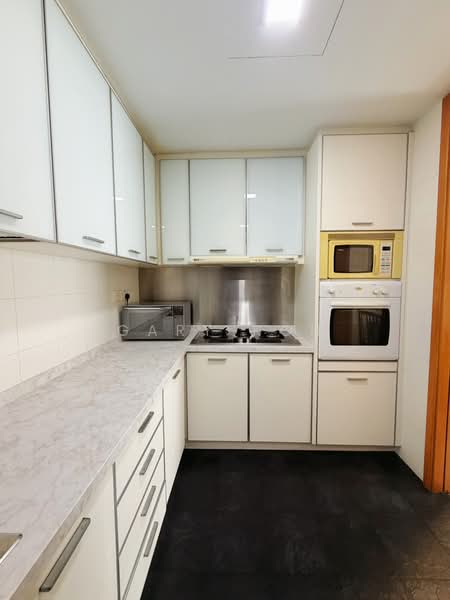 Visioncrest, 37 Oxley Rise, 2 Bedrooms, 904 sqft, Condominium For Rent, by Gary Koh, 500155025 - Kitchen - PropertyGuru.com.sg