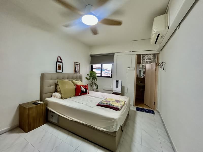 528 Bedok North Street 3, 528 Bedok North Street 3, 2 Bedrooms, 731 sqft, HDB Flat For Sale, by Leon Lee, 500155053 - Bedroom - PropertyGuru.com.sg