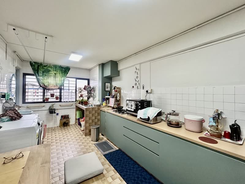 528 Bedok North Street 3, 528 Bedok North Street 3, 2 Bedrooms, 731 sqft, HDB Flat For Sale, by Leon Lee, 500155053 - Kitchen - PropertyGuru.com.sg