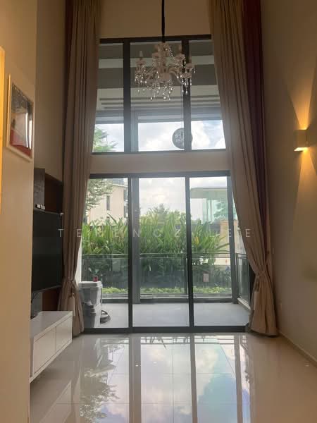 Miltonia Residences, 546 Miltonia Close, 1 Bedroom, 592 sqft, Condominium For Sale, by Terence Lee, 500155055 - Living Room - PropertyGuru.com.sg