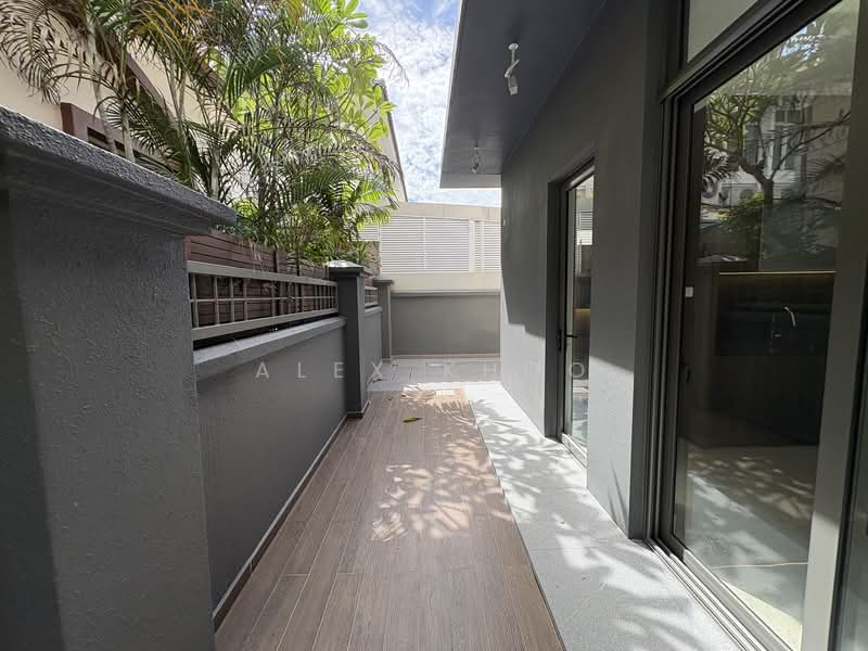 CHEAP! BRAND NEW SEMI-D C/W LIFT, Old Upper Thomson Road, 5 Bedrooms, 5,337 sqft, Semi-Detached House For Sale, by Alex Khoo, 500155061 - Exterior - PropertyGuru.com.sg