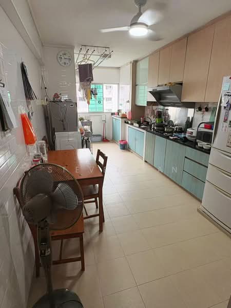 266 Tampines Street 21, 266 Tampines Street 21, 3 Bedrooms, 1,109 sqft, HDB Flat For Sale, by Steven Yan, 500155065 - Kitchen - PropertyGuru.com.sg