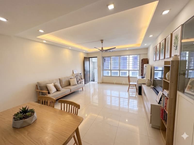 266 Tampines Street 21, 266 Tampines Street 21, 3 Bedrooms, 1,109 sqft, HDB Flat For Sale, by Steven Yan, 500155065 - Living Room - PropertyGuru.com.sg