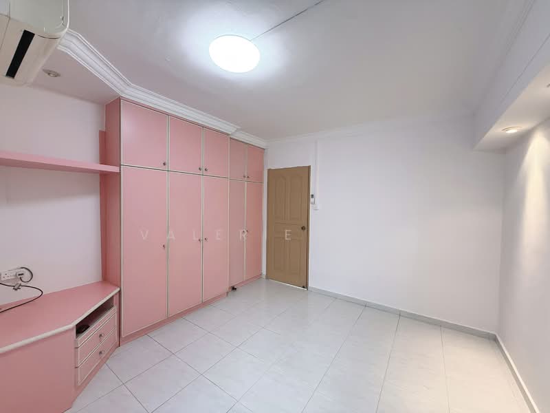 851 Jurong West Street 81, 851 Jurong West Street 81, 2 Bedrooms, 1,163 sqft, HDB Flat For Rent, by Valerie Ong, 500155073 - Master Room - PropertyGuru.com.sg