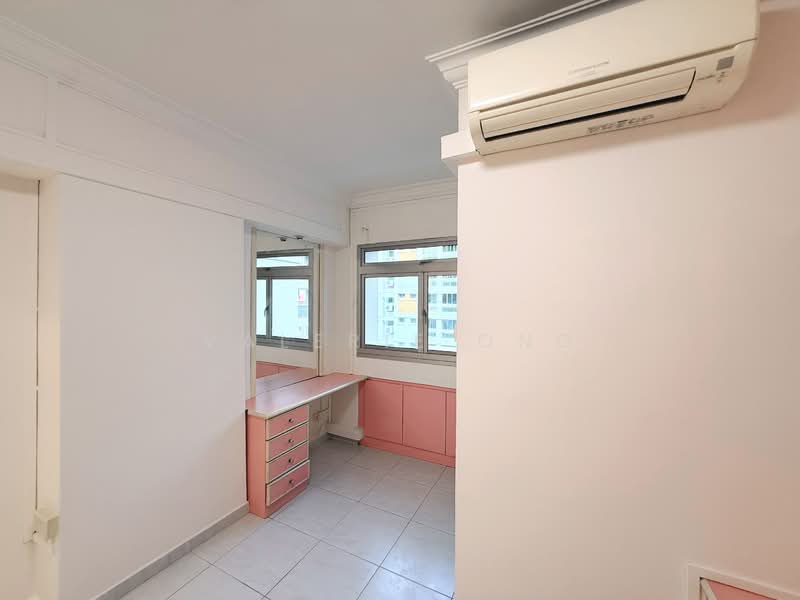 851 Jurong West Street 81, 851 Jurong West Street 81, 2 Bedrooms, 1,163 sqft, HDB Flat For Rent, by Valerie Ong, 500155073 - Master Room - PropertyGuru.com.sg