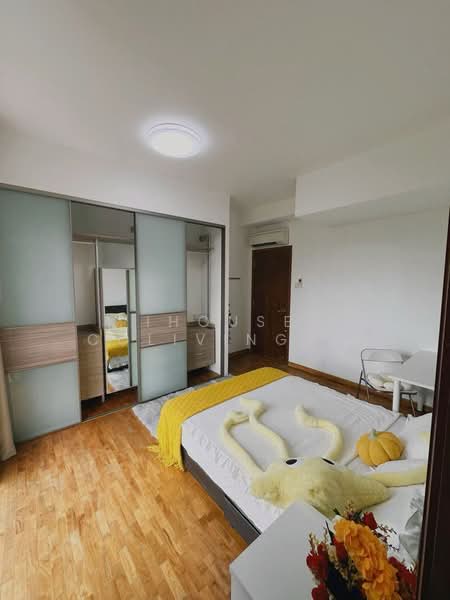 Trellis Towers, 700 Toa Payoh Lorong 1, Room Rental, 120 sqft, Condominium For Rent, by Fennie, 500155095 - Bedroom - PropertyGuru.com.sg