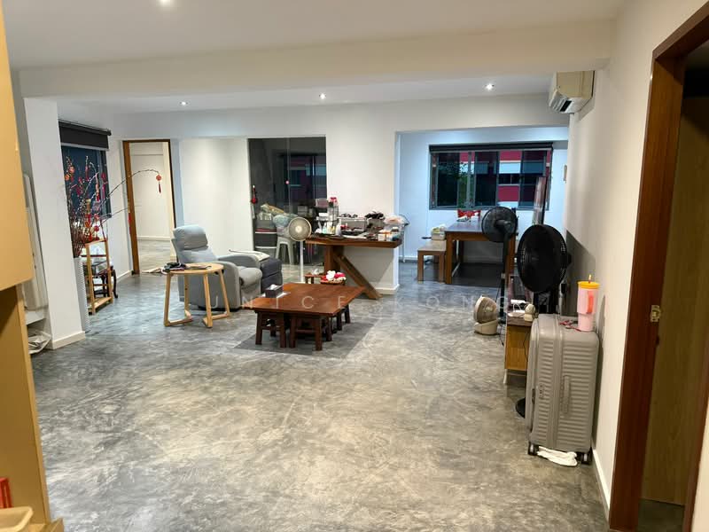 449 Sin Ming Avenue, 449 Sin Ming Avenue, 3 Bedrooms, 1,324 sqft, HDB Flat For Sale, by Eunice Kong, 500155097 - Living Room - PropertyGuru.com.sg