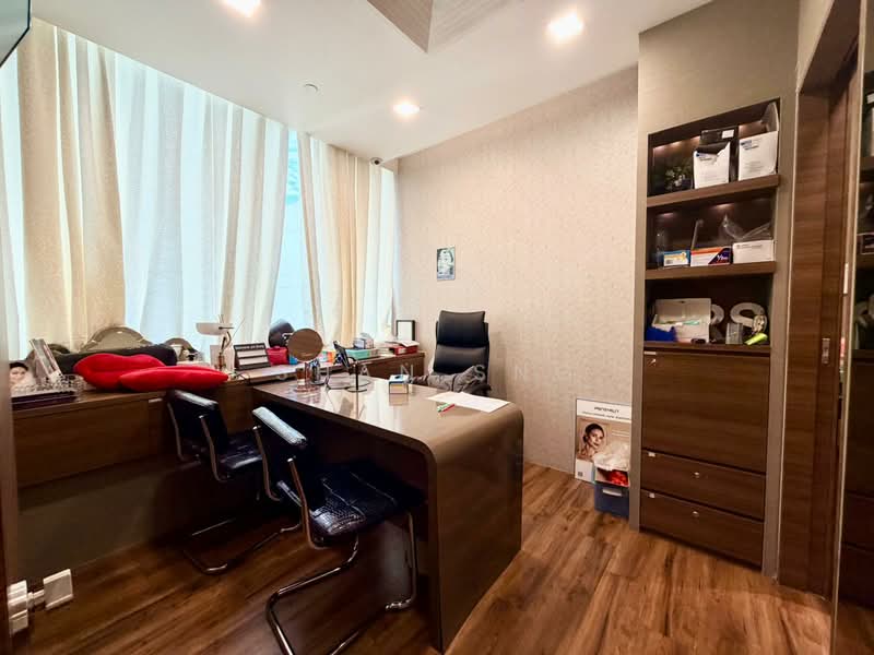 Novena Medical Center, 10 Sinaran Drive, 2,141 sqft, Medical For Sale, by Shan Sng, 500155103 - Study - CommercialGuru.com.sg