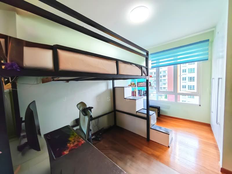 Edelweiss Park Condo, 80 Flora Road, 3 Bedrooms, 1,336 sqft, Condominium For Sale, by James Boey, 500155113 - Bedroom - PropertyGuru.com.sg