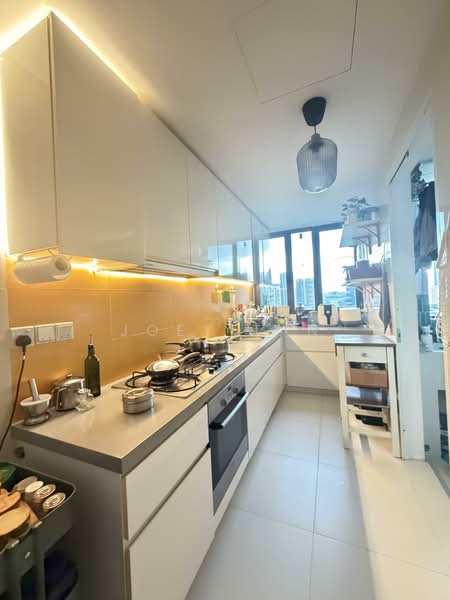 The Interlace, 188 Depot Road, 3 Bedrooms, 1,744 sqft, Condominium For Sale, by Joey Tan, 500155118 - Kitchen - PropertyGuru.com.sg