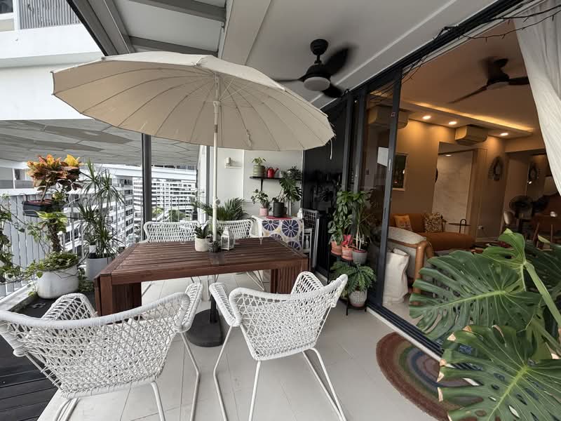 The Interlace, 188 Depot Road, 3 Bedrooms, 1,744 sqft, Condominium For Sale, by Joey Tan, 500155118 - Balcony - PropertyGuru.com.sg