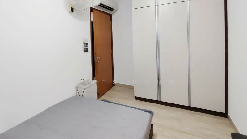 Palm Mansions, 345 Pasir Panjang Road, Room Rental, 100 sqft, Apartment For Rent, by James Kong, 500155120 - Bedroom - PropertyGuru.com.sg