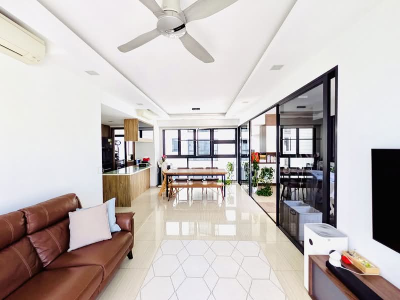 Lush Acres, Sengkang West Way/Fernvale, 4 Bedrooms, 1,346 sqft, Executive Condominium For Sale, by Deborah Guo, 500155121 - Living Room - PropertyGuru.com.sg