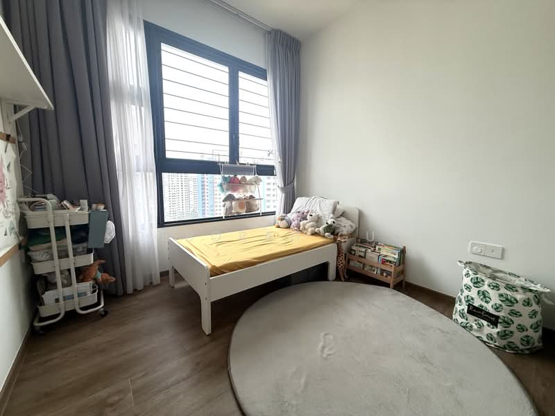 Lush Acres, Sengkang West Way/Fernvale, 4 Bedrooms, 1,346 sqft, Executive Condominium For Sale, by Deborah Guo, 500155121 - Bedroom - PropertyGuru.com.sg