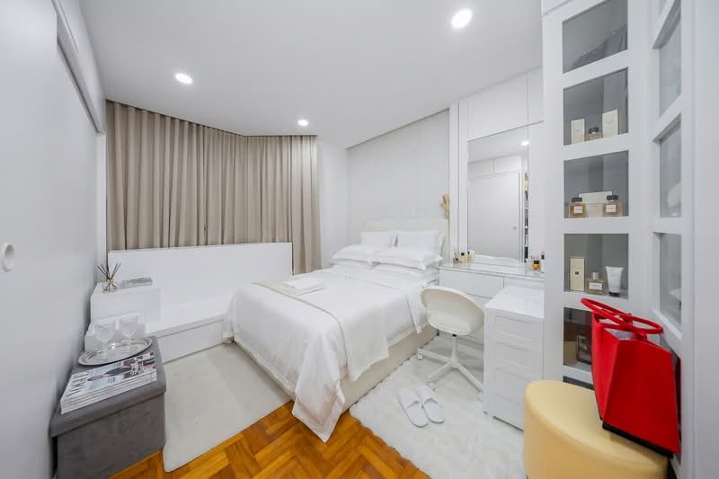 Hazel Park Terrace, 31 Hazel Park Terrace, 4 Bedrooms, 2,422 sqft, Corner Terrace For Sale, by Kevin Lim, 500155135 - Bedroom - PropertyGuru.com.sg
