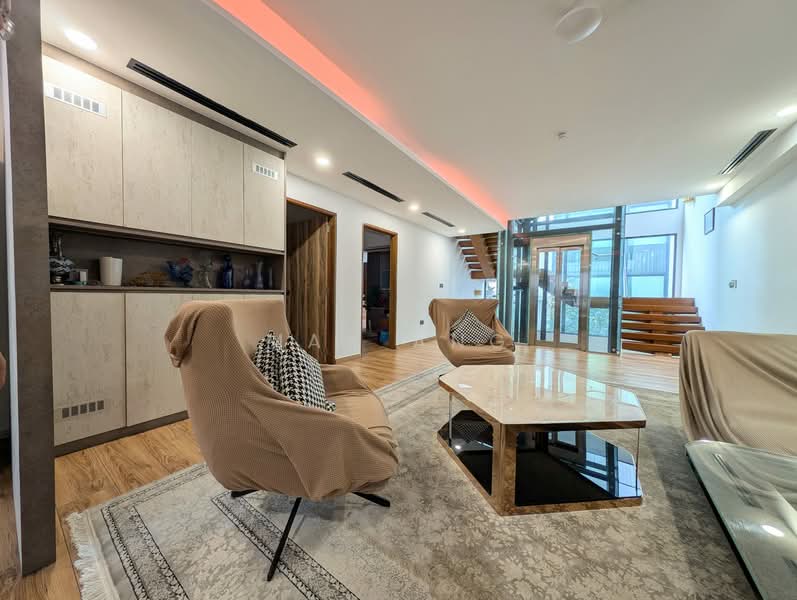 Saraca Gardens, Saraca Walk, 10+ Bedrooms, 5,000 sqft, Detached House For Sale, by Max Ang, 500155138 - Living Room - PropertyGuru.com.sg