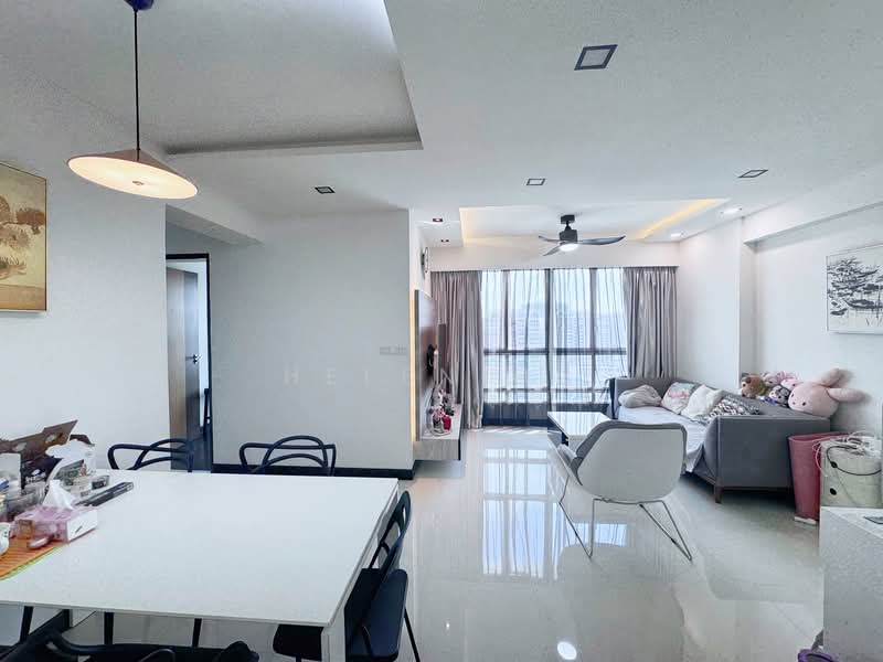 296C Bukit Batok Street 22, 296C Bukit Batok Street 22, 3 Bedrooms, 990 sqft, HDB Flat For Sale, by Helen HU, 500155141 - Living Room - PropertyGuru.com.sg