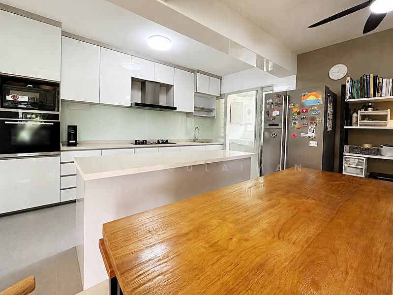 322A Sumang Walk, 322A Sumang Walk, 3 Bedrooms, 1,302 sqft, HDB Flat For Sale, by Chal Sulaiman, 500155156 - Kitchen - PropertyGuru.com.sg