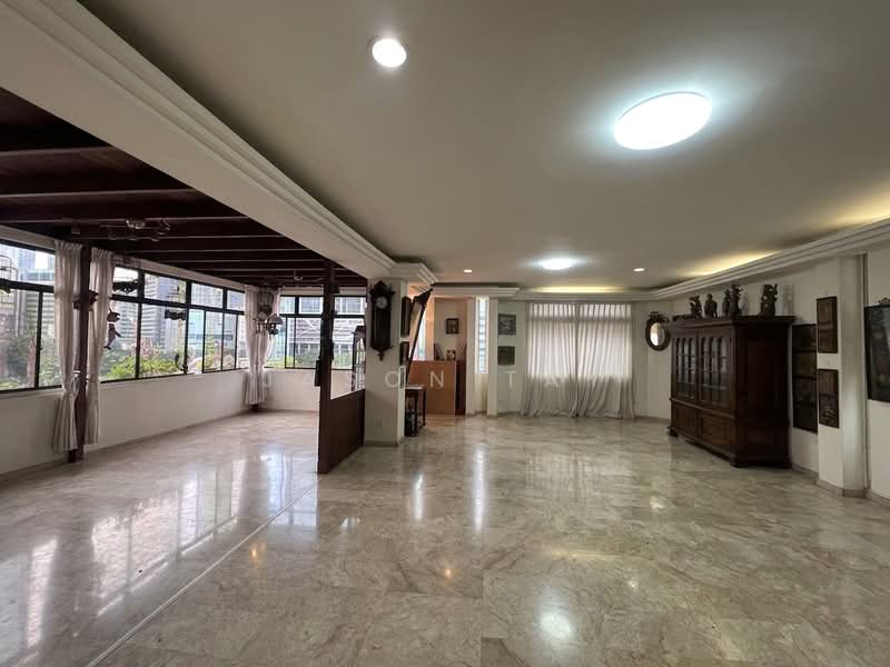 Lloyd Court, 40 Lloyd Road, 5 Bedrooms, 2,885 sqft, Condominium For Sale, by Jason Tay, 500155169 - Living Room - PropertyGuru.com.sg