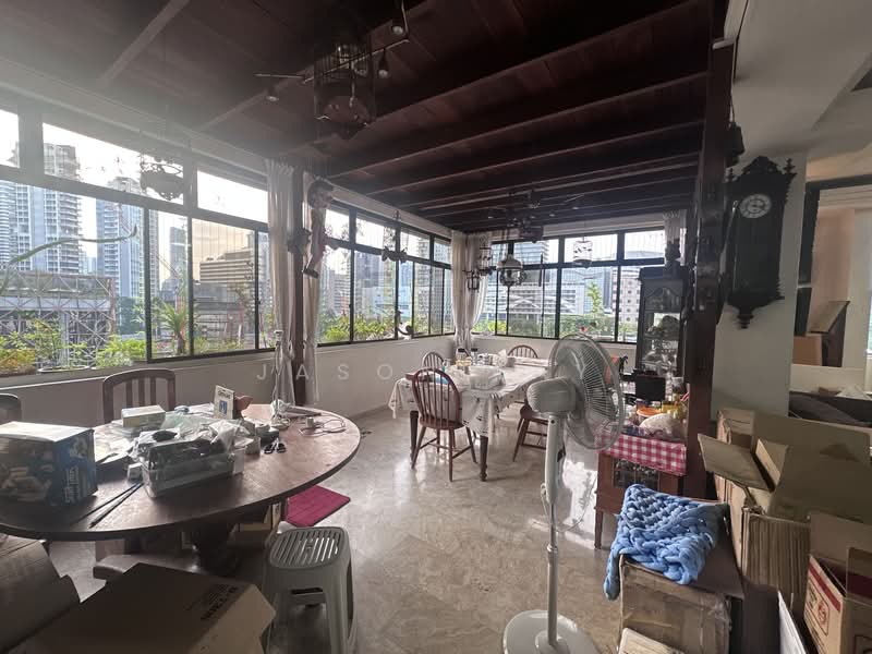 Lloyd Court, 40 Lloyd Road, 5 Bedrooms, 2,885 sqft, Condominium For Sale, by Jason Tay, 500155169 - Dining Room - PropertyGuru.com.sg