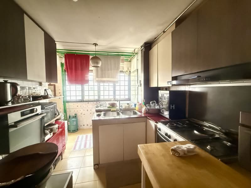 116 Serangoon North Avenue 1, 116 Serangoon North Avenue 1, 3 Bedrooms, 1,302 sqft, HDB Flat For Rent, by Pearlyn Oh, 500155172 - Kitchen - PropertyGuru.com.sg