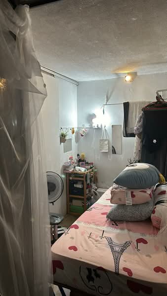 Singa Hills, 33 Jalan Singa, Room Rental, 200 sqft, Terraced House For Rent, by Alan Huy, 500155176 - Bedroom - PropertyGuru.com.sg