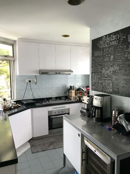 Elizabeth Heights, 57 Cairnhill Road, 4 Bedrooms, 2,571 sqft, Condominium For Sale, by Eric Chua (蔡世雄), 500155186 - Kitchen - PropertyGuru.com.sg