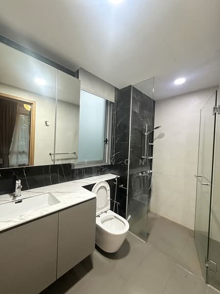 The Glades, 12 Bedok Rise, 1 Bedroom, 473 sqft, Condominium For Rent, by May Wong, 500155189 - Bathroom - PropertyGuru.com.sg