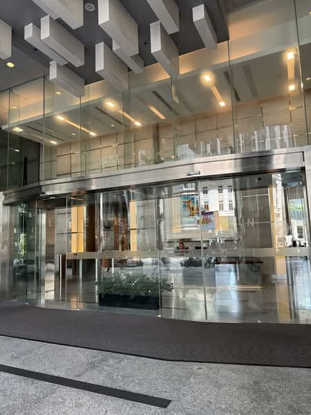 Prudential Tower, 30 Cecil Street, 2,000 sqft, Office For Rent, by Lee Shou Yin (Shaoying), 500155204 - Entrance - CommercialGuru.com.sg