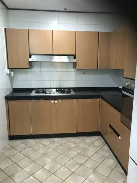 Spring Grove, 53 Grange Road, 4 Bedrooms, 1,789 sqft, Condominium For Sale, by Egna Ling, 500155212 - Kitchen - PropertyGuru.com.sg