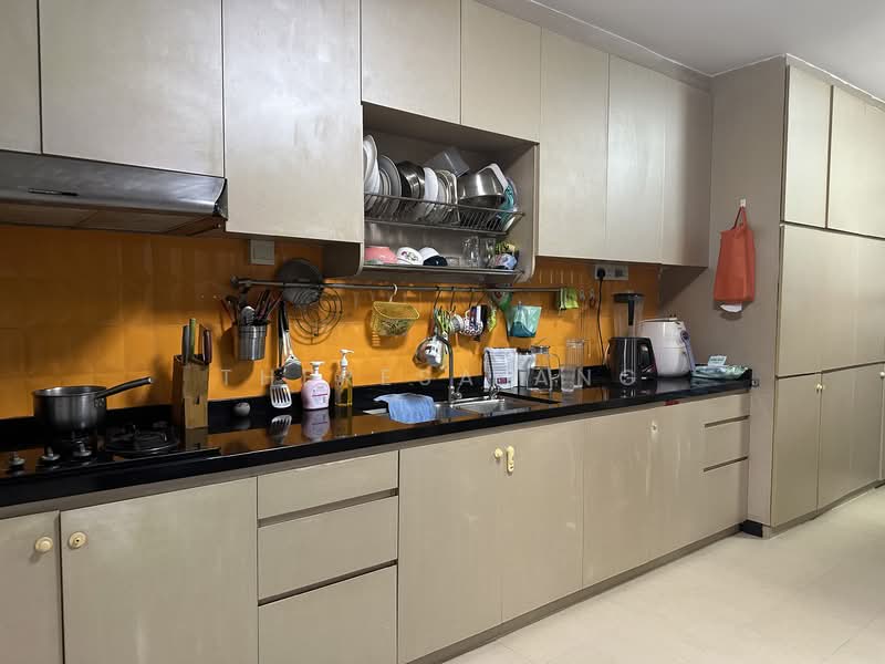 932 Jurong West Street 92, 932 Jurong West Street 92, 3 Bedrooms, 1,108 sqft, HDB Flat For Sale, by Theresa Ang, 500155220 - Kitchen - PropertyGuru.com.sg