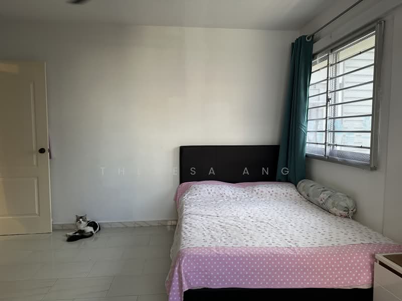 932 Jurong West Street 92, 932 Jurong West Street 92, 3 Bedrooms, 1,108 sqft, HDB Flat For Sale, by Theresa Ang, 500155220 - Bedroom - PropertyGuru.com.sg