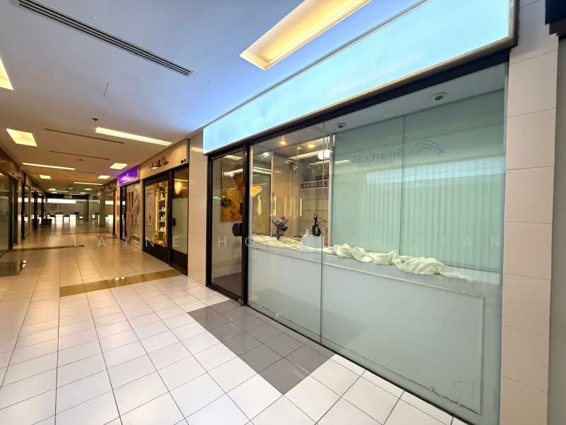 The Adelphi, 1 Coleman Street, 360 sqft, Other Retail For Rent, by Elaine Hong Ai Lian, 500155231 - Corridor - CommercialGuru.com.sg