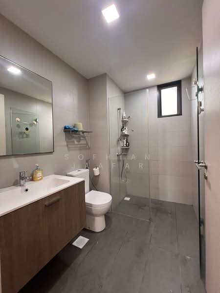The Amore, 55 Edgedale Plains, 3 Bedrooms, 1,098 sqft, Executive Condominium For Sale, by Sofhian Jaafar, 500155278 - Bathroom - PropertyGuru.com.sg