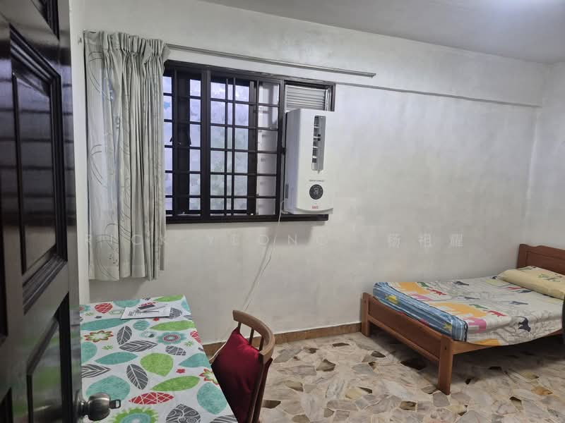 206 Jurong East Street 21, 206 Jurong East Street 21, Room Rental, 120 sqft, HDB Flat For Rent, by Rick Yeong 杨祖耀, 500155279 - Bedroom - PropertyGuru.com.sg