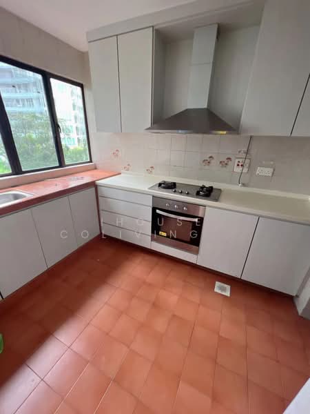 The Beaumont, 147 Devonshire Road, Room Rental, 100 sqft, Condominium For Rent, by Fennie, 500155295 - Kitchen - PropertyGuru.com.sg