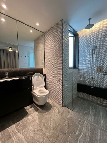 10 Evelyn, 10 Evelyn Road, 1 Bedroom, 495 sqft, Condominium For Sale, by Eugene Lim, 500155297 - Bathroom - PropertyGuru.com.sg