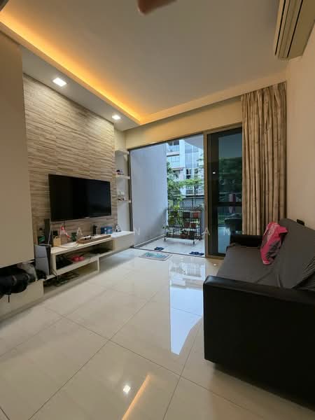 Terrasse, 35 Terrasse Lane, 2 Bedrooms, 958 sqft, Condominium For Rent, by Alan Tian, 500155307 - Living Room - PropertyGuru.com.sg