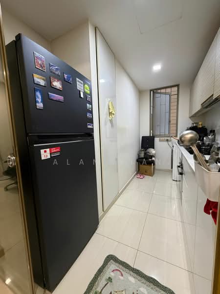 Terrasse, 35 Terrasse Lane, 2 Bedrooms, 958 sqft, Condominium For Rent, by Alan Tian, 500155307 - Kitchen - PropertyGuru.com.sg