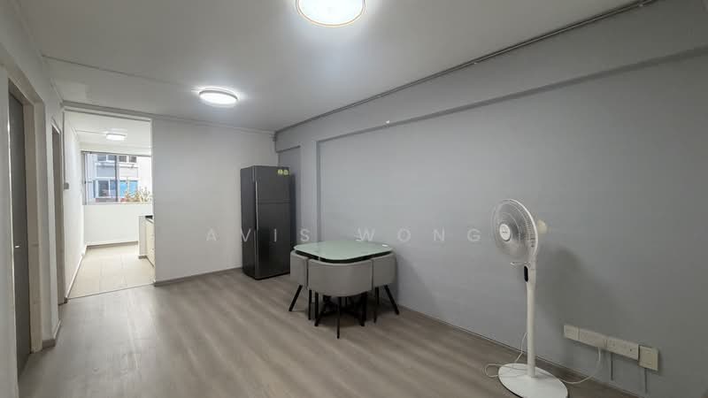 70 Circuit Road, 70 Circuit Road, 2 Bedrooms, 603 sqft, HDB Flat For Sale, by Avis Wong, 500155310 - Living Room - PropertyGuru.com.sg