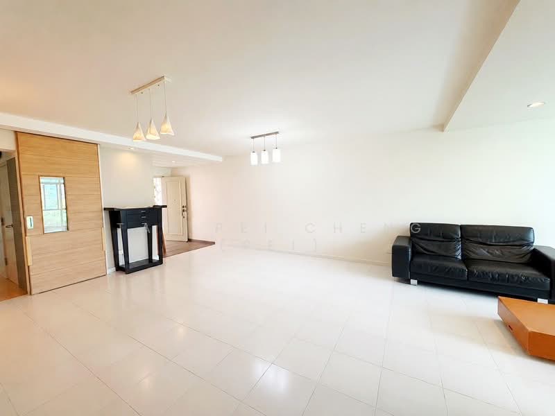 186 Punggol Central, 186 Punggol Central, 4 Bedrooms, 1,378 sqft, HDB Flat For Sale, by Tan Pei Cheng (Pei), 500155319 - Main door face North East - PropertyGuru.com.sg