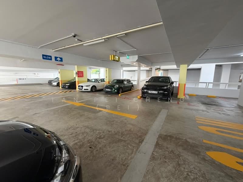 186 Punggol Central, 186 Punggol Central, 4 Bedrooms, 1,378 sqft, HDB Flat For Sale, by Tan Pei Cheng (Pei), 500155319 - Sheltered car park - PropertyGuru.com.sg