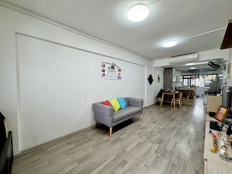 157 Tampines Street 12, 157 Tampines Street 12, 2 Bedrooms, 732 sqft, HDB Flat For Sale, by Mervyn Ong, 500155325 - Living Room - PropertyGuru.com.sg